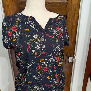 Navy Floral V-Neck Blouse